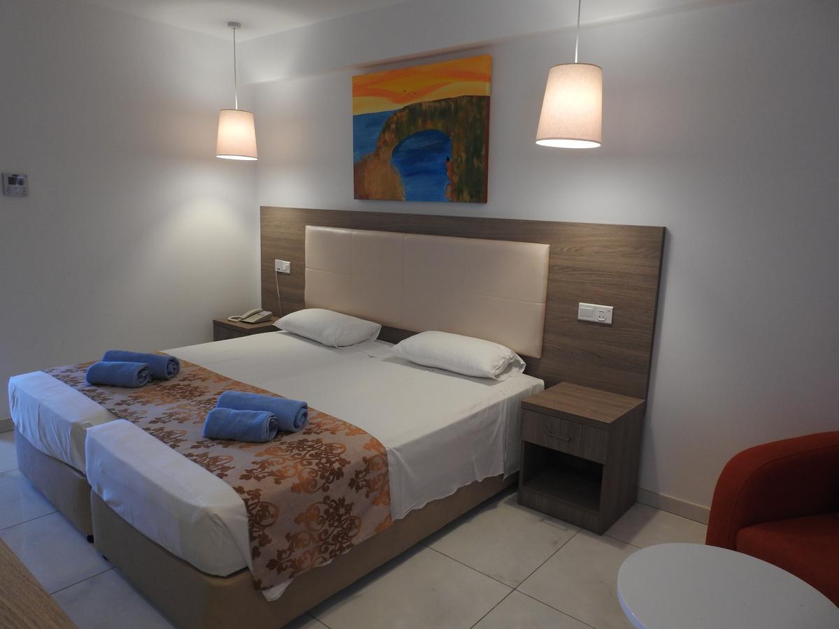 Corfu Ajía Nápa